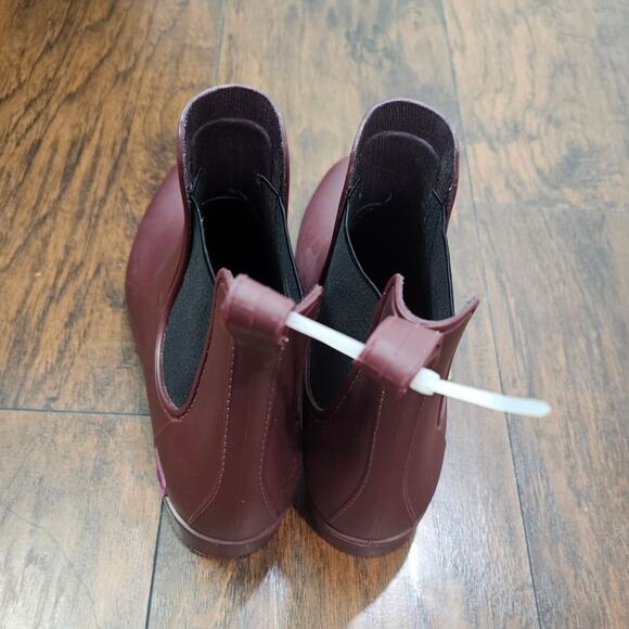 JCREW Chelsea Rainboot Burgundy Size 10 NEW - Picture 4 of 5